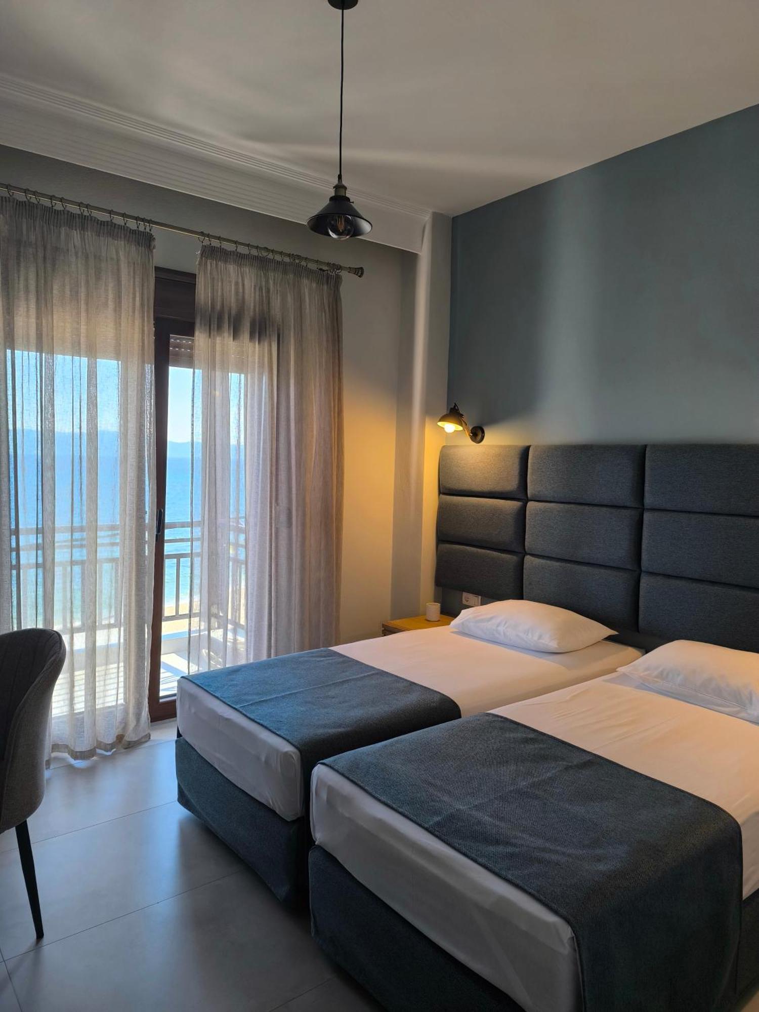 Maria Rooms To Let Ouranoupoli Eksteriør billede