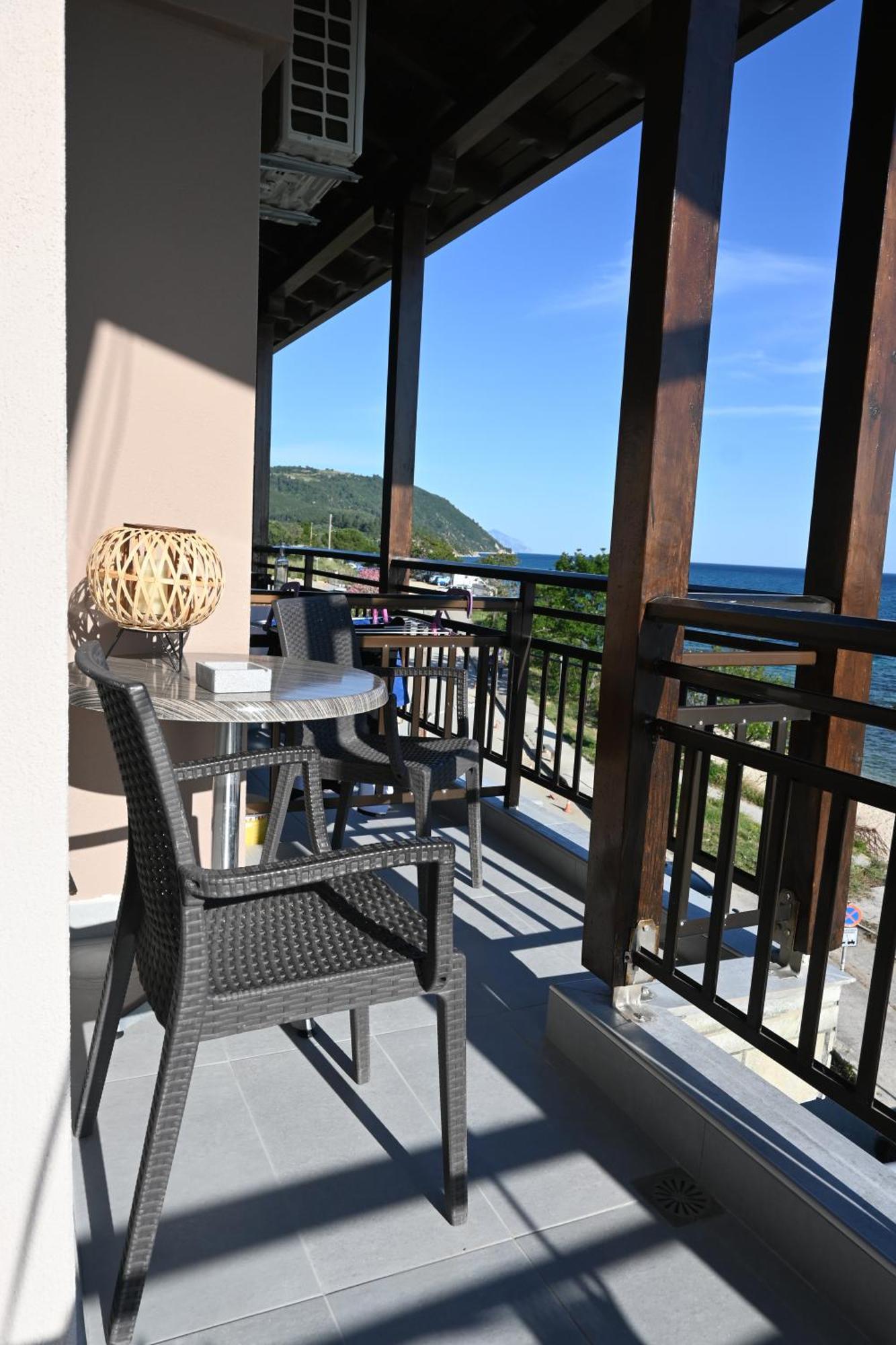 Maria Rooms To Let Ouranoupoli Eksteriør billede
